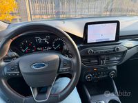 Usata Ford Focus ST-Line 120 CV (88 kW) 2021 Grigio Station wagon