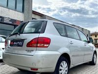 usata Toyota Avensis Verso 2.0 D-4D usato