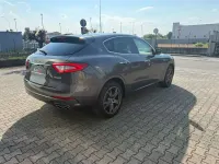 Usata Maserati Levante 250 CV (183 kW) 2016 Grigio SUV