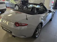 Nuova Mazda MX5 132 CV (97 kW) 2026 Aero grey Cabrio