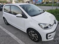 Usata VW up! 68 CV (50 kW) 2019 Bianco Utilitaria
