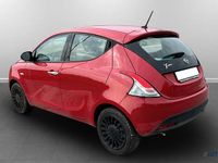 Usata Lancia Ypsilon Silver 69 CV (50 kW) 2023 Rosso Utilitaria