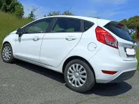 Usata Ford Fiesta 82 CV (60 kW) 2017 Bianco Utilitaria