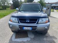 Usata Mitsubishi Pajero 160 CV (117 kW) 2004 Blu SUV