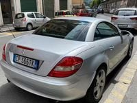 Usata Mercedes SLK200 163 CV (119 kW) 2005 Grigio Cabrio