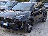 Usata Toyota Yaris Hybrid 120 CV (88 kW) 2022 Nero Monovolume