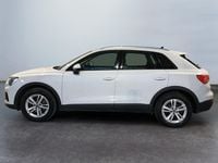 Käytetty Audi Q3 Business 150 HP (110 kW) 2021 Valkoinen Katumaasturi