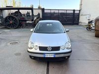 Usata VW Polo Trendline 75 CV (55 kW) 2003 Argento Berlina