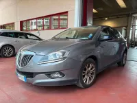 Usata Lancia Delta 120 CV (88 kW) 2009 Argento Utilitaria