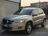 Usata VW Tiguan 140 CV (102 kW) 2010 Grigio SUV