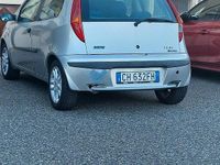 Usata Fiat Punto 80 CV (58 kW) 2003 Utilitaria