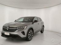 Usata Renault Austral Techno 200 CV (147 kW) 2023 Grigio SUV