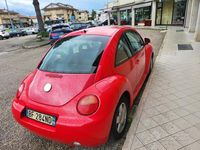 Usata VW New Beetle 90 CV (66 kW) 1999 Rosso Utilitaria