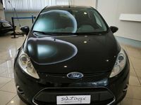 usata Ford Fiesta 1.4 5 porte Bz.- GPL Titanium del 2010 usata a Pescara