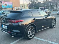 Usata Alfa Romeo Stelvio 190 CV (139 kW) 2021 Nero SUV
