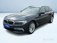 Usata BMW 520 Luxury Line 190 CV (139 kW) 2018 Grigio metallizzato Station wagon