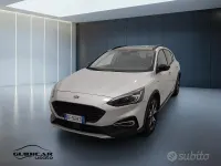 Usata Ford Focus Active 119 CV (87 kW) 2021 Grigio Berlina
