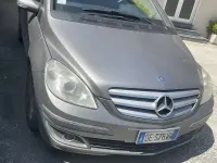 Usata Mercedes B200 140 CV (102 kW) 2007 Monovolume