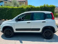 Usata Fiat Panda 4x4 S 86 CV (63 kW) 2021 Bianco Utilitaria