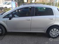 Usata Fiat Grande Punto 65 CV (47 kW) 2011 Grigio Utilitaria