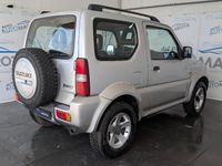 Usata Suzuki Jimny 86 CV (63 kW) 2009 Argento SUV