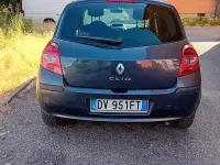 Usata Renault Clio III 68 CV (50 kW) 2009 Nero Berlina