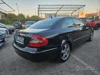 Usata Mercedes CLK220 Avantgarde 150 CV (110 kW) 2008 Nero Coupé