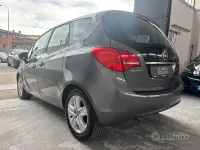 Usata Opel Meriva Innovation 120 CV (88 kW) 2017 Grigio Monovolume