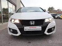 Usata Honda Civic Elegance 120 CV (88 kW) 2017 Bianco Berlina