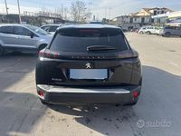 Usata Peugeot 2008 100 CV (73 kW) 2024 Nero SUV