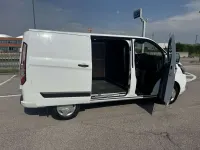 Usata Ford Transit Custom Trend 129 CV (94 kW) 2023 Frozen white Furgone
