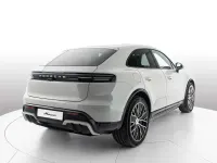 Nuova Porsche Macan 330 kW (449 CV) 2026 Gesso SUV