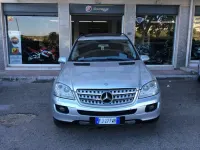 Usata Mercedes ML320 224 CV (164 kW) 2008 Argento SUV