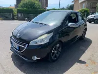 Usata Peugeot 208 Access 82 CV (60 kW) 2014 Nero Utilitaria