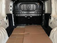 Usata Fiat Doblò 136 CV (100 kW) 2022 Bianco Monovolume
