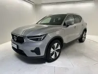 Usata Volvo XC40 Core 129 CV (94 kW) 2023 Argento SUV