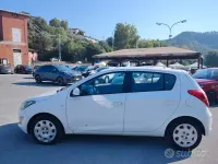 Usata Hyundai i20 Classic 75 CV (55 kW) 2014 Bianco Utilitaria