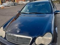 Usata Mercedes C200 Elegance 116 CV (85 kW) 2002 Lilla Station wagon