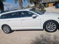 Usata VW Passat Business 122 CV (89 kW) 2021 Bianco Station wagon