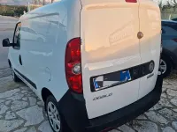 Usata Fiat Doblò Lounge 105 CV (77 kW) 2022 Bianco Monovolume