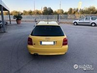 Usata Audi A4 265 CV (194 kW) 1999 Giallo Station wagon