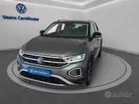 Usata VW T-Roc Style 110 CV (80 kW) 2023 Grigio indyum/tetto nero SUV