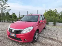 Usata Dacia Sandero 54 CV (39 kW) 2010 Rosso Berlina