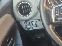 Usata Toyota Yaris Active 69 CV (50 kW) 2016 Grigio Berlina