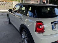 Usata Mini Cooper D Hype 116 CV (85 kW) 2017 Beige Utilitaria