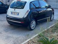 Usata Lancia Ypsilon 60 CV (44 kW) 2010 Utilitaria
