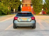 Usata Mercedes A180 109 CV (80 kW) 2017 Grigio Utilitaria