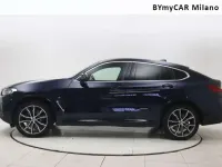 Usata BMW X4 M Sport 190 CV (139 kW) 2023 Tanzanite blue metallizzato SUV