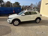 Usata VW T-Roc Life 110 CV (80 kW) 2023 Bianco SUV