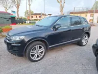 Usata VW Touareg 240 CV (176 kW) 2011 Bluazzurro SUV